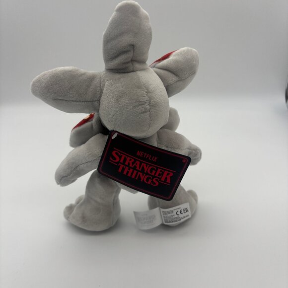 Stranger Things Demogorgon Plush - 8 Inches Soft Plush with Special Embroidery - Picture 2 of 4